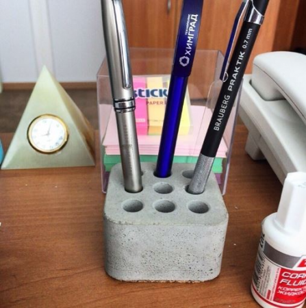 Карандашница PIGION (бетон) продаётся от 10 шт