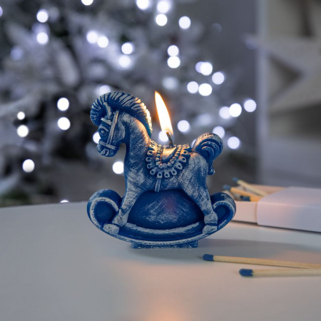 Свеча фигурная «Лошадка-качалка»