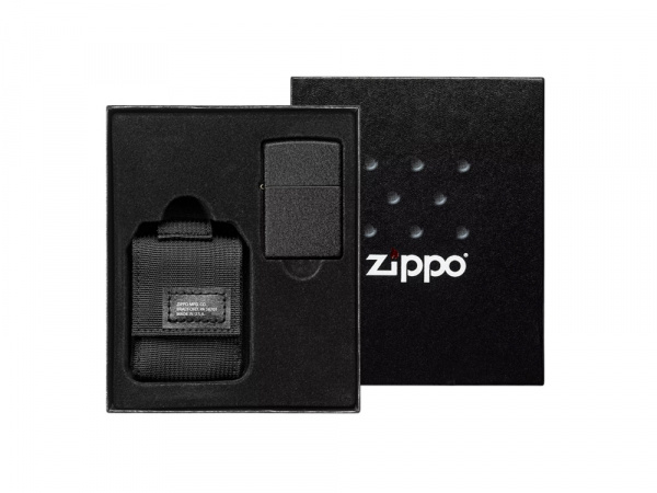 Набор ZIPPO: чёрная зажигалка Black Crackle® и чёрный нейлоновый чехол, в подарочной коробке