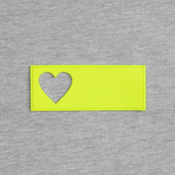 Лейбл из ПВХ с вырубкой «Сердце»